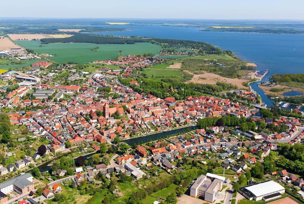 Ferienhaus Fischerglueck Im Herzen Von Plau Am See Villa Екстериор снимка